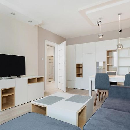 Apartament Z Widokiem Na Port Swinoujscie By Noclegi Renters Luaran gambar